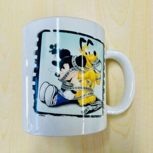Hollywood Pictures “That’s A Wrap!” California Adventures Exclusive Mug